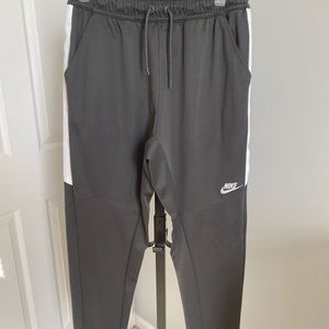 Men’s Nike joggers